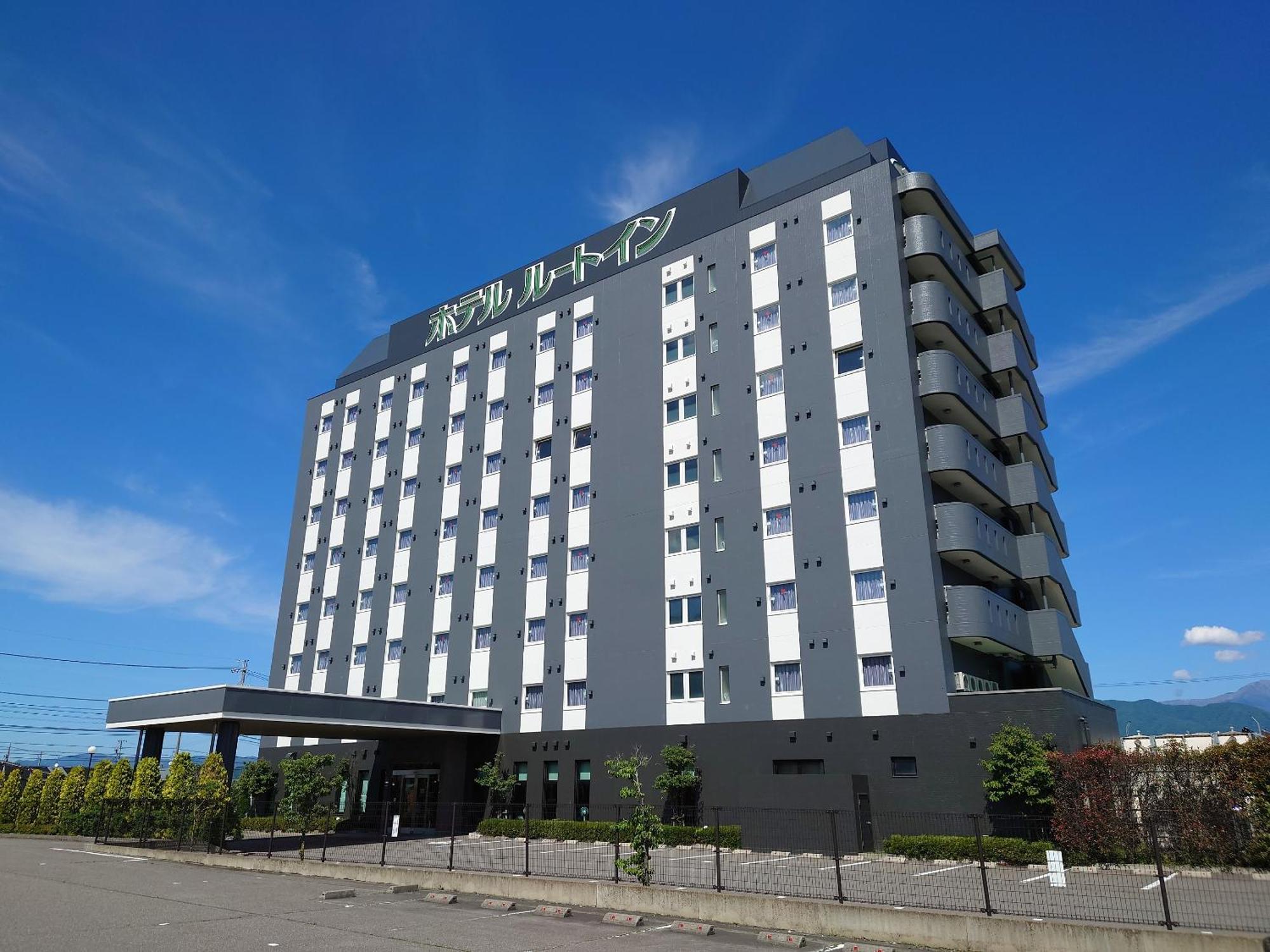 Hotel Route-Inn Komagane Inter Екстер'єр фото