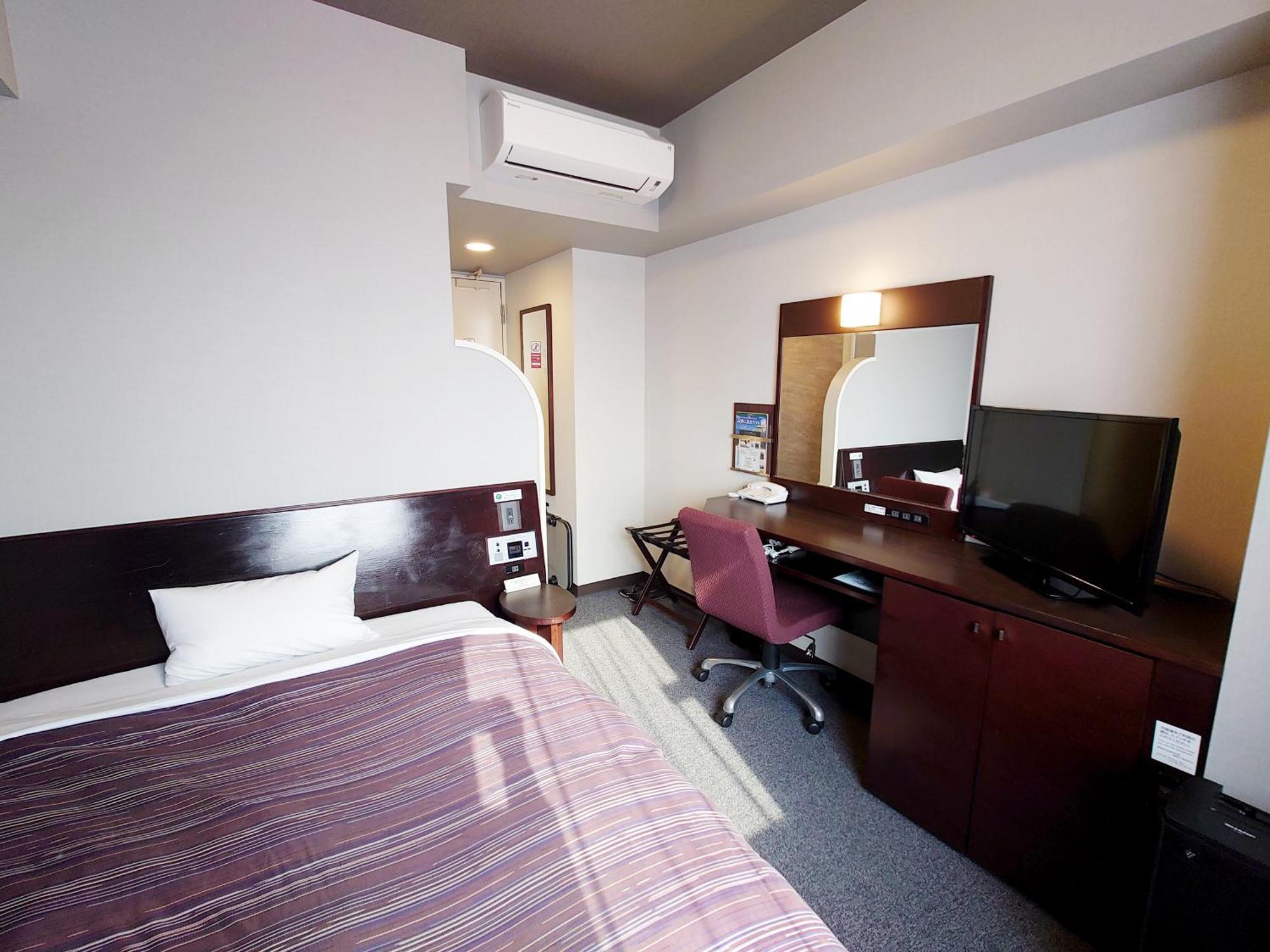Hotel Route-Inn Komagane Inter Екстер'єр фото